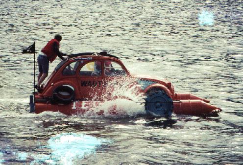 citroen 2cv swims