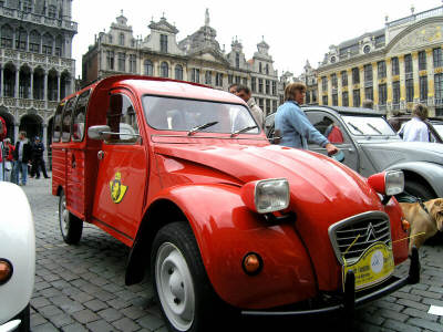 Citroen 2cv grand place