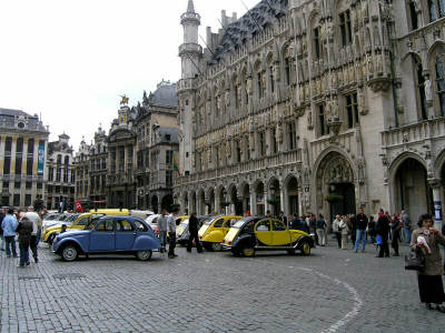 Citroen 2cv grand place