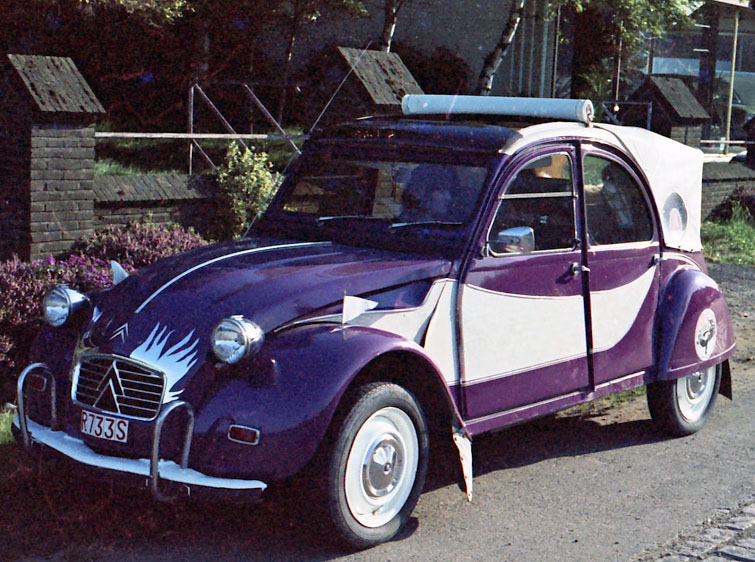 The fantastic Citroen 2cv pages