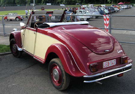 rochefort 2cv meet 2008