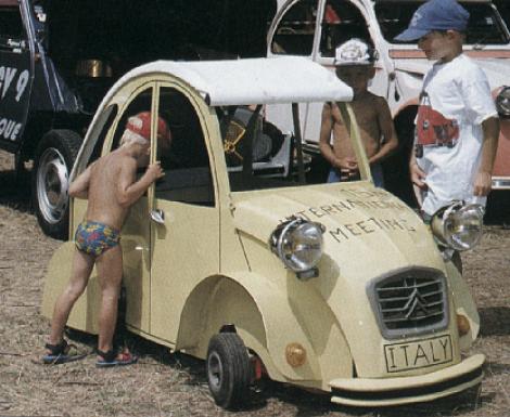 supermini Citroen 2cv fun 