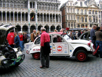 Citroen 2cv grand place